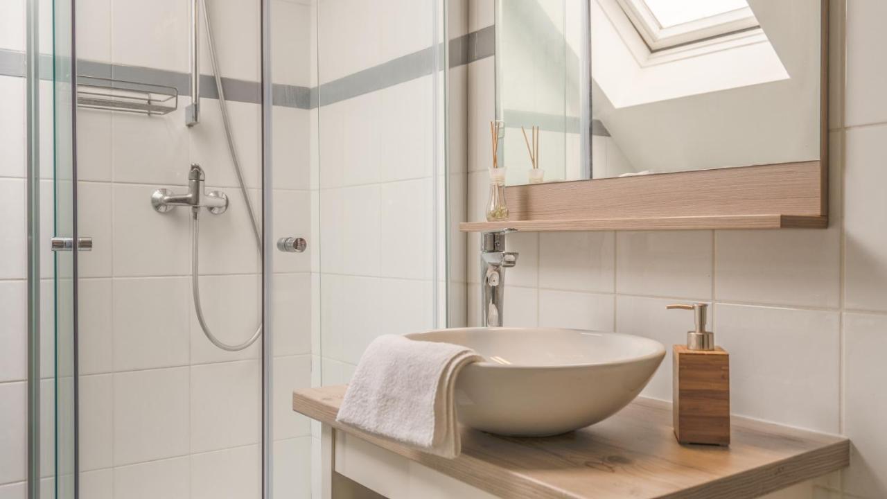 Luxury Studio 24 Gyor Luaran gambar
