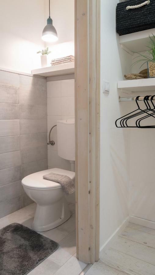 Luxury Studio 24 Gyor Luaran gambar